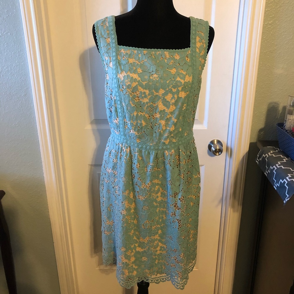 Chelsea and Violet blocked laced dress